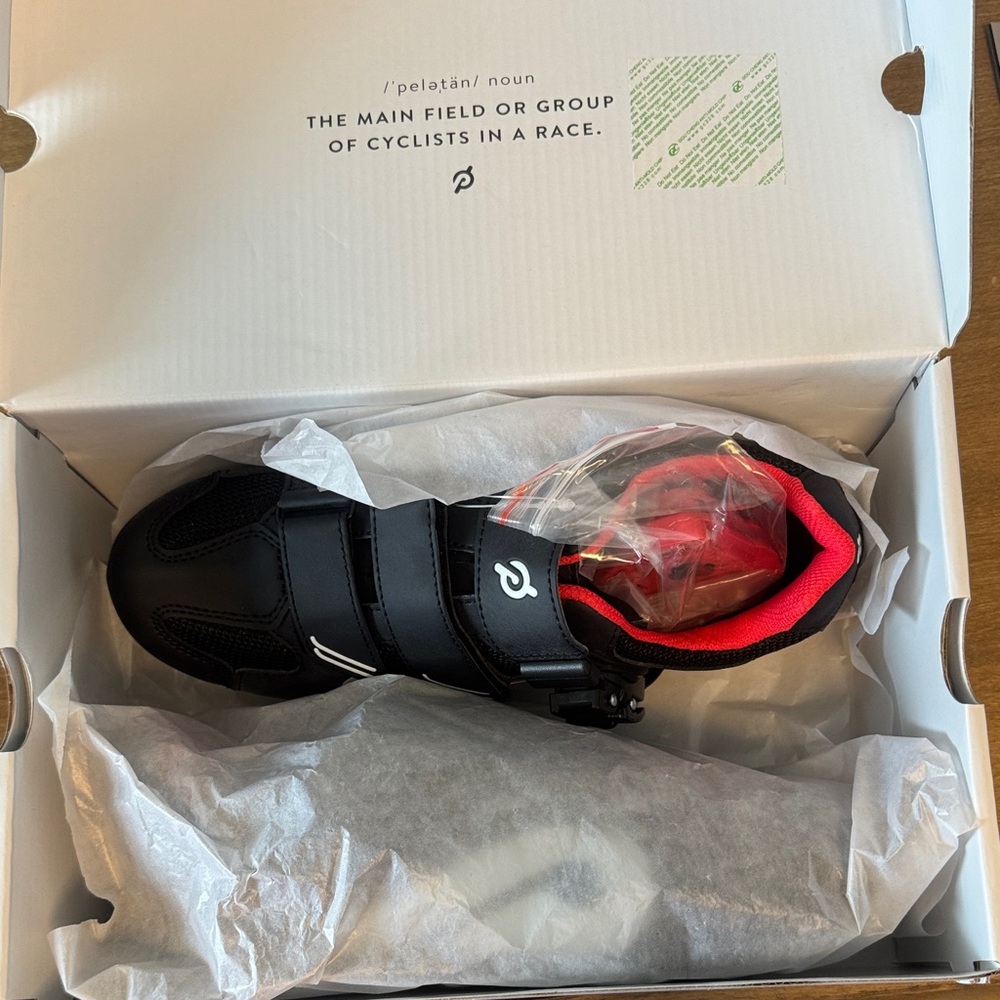 Peloton Black and Red Cycling Shoes New in Box Size 40